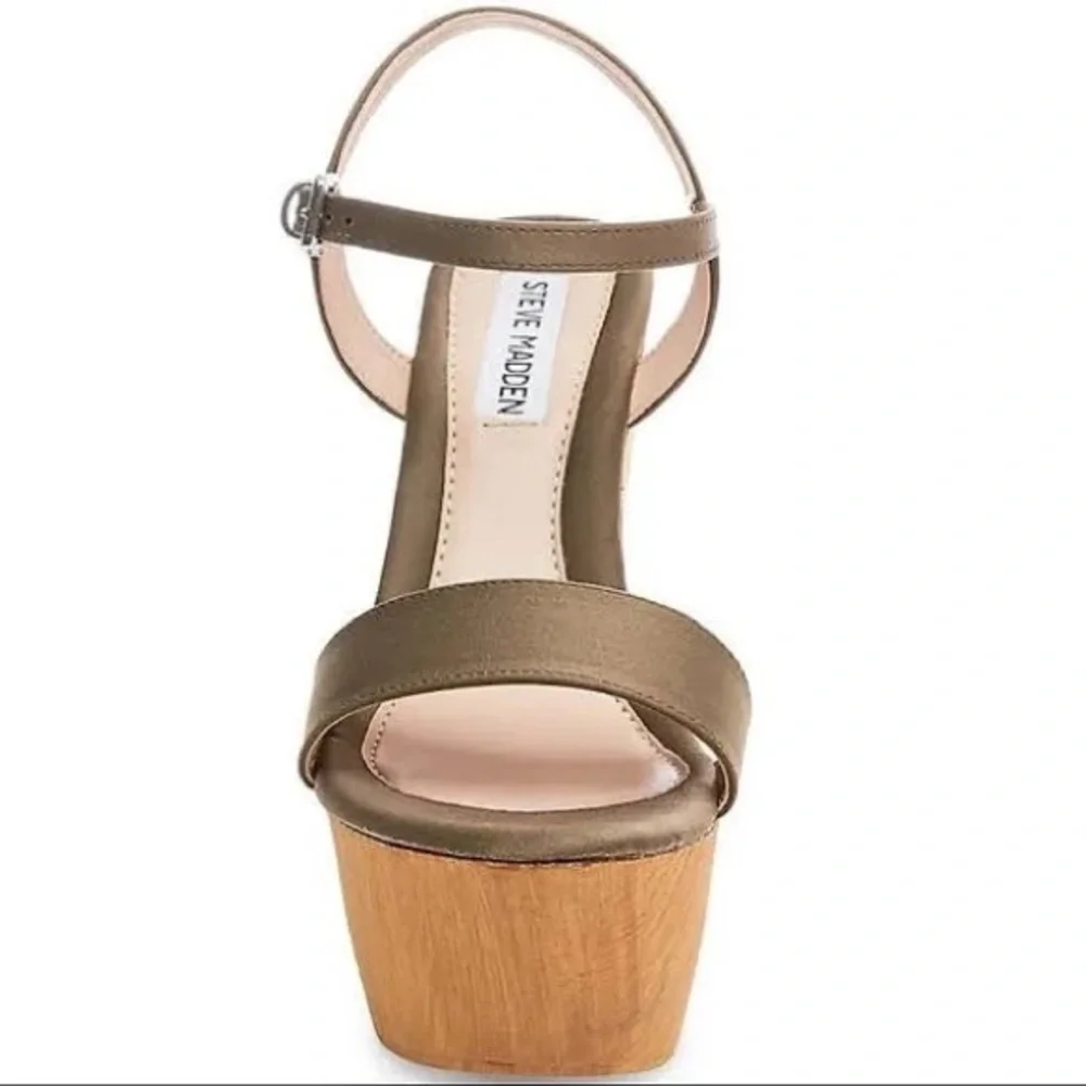 Steve Madden Olive Green and Wood Platform Wedge Sandals